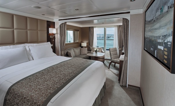 RSSC, Seven Seas Voyager, Penthouse Suite 3.jpg